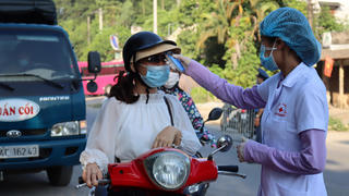 Không xảy ra ùn tắc trong ngày đầu Hà Nội triển khai 22 chốt kiểm soát phòng dịch