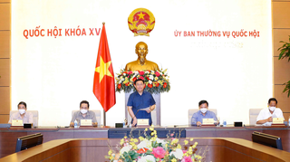 Chính phủ được áp dụng một số nội dung khác quy định của luật trong phòng chống dịch