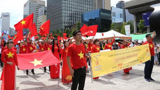 Tiếp tục triển khai toàn diện và mạnh mẽ công tác người Việt Nam ở nước ngoài