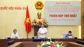 Hệ thống pháp luật phải thúc đẩy đất nước phát triển nhanh, bền vững