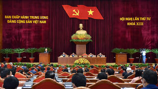 Trung ương thảo luận về kinh tế - xã hội và phòng chống dịch