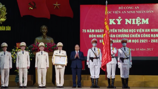 Chủ tịch Nước trao Huân chương Chiến công hạng Nhất cho Học viện An ninh nhân dân