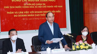 Tiếp tục chăm sóc sức khỏe, phát huy vai trò của người cao tuổi