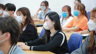 Hà Nội kiểm tra phương án bảo đảm an toàn để mở lại trường đại học, cao đẳng