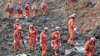 Lãnh đạo Đảng, Nhà nước điện thăm hỏi vụ máy bay Trung Quốc gặp nạn