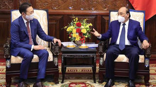 Bảo đảm hòa bình, an toàn và tự do hàng hải, hàng không ở Biển Đông