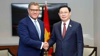 Chủ tịch COP26 ấn tượng với quyết tâm của Việt Nam trong chuyển đổi năng lượng sạch