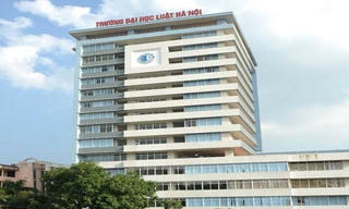 Trường Đại học Luật Hà Nội luôn trong trái tim chúng tôi!