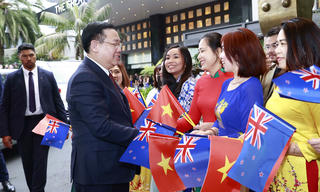 Chủ tịch Quốc hội bắt đầu chuyến thăm chính thức New Zealand