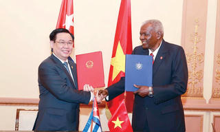 Xác định tầm quan trọng của quan hệ nghị viện trong quan hệ hai nước Việt Nam - Cuba