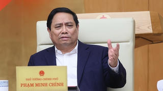 Thúc đẩy quá trình xây dựng thể chế nhanh, kịp thời, đặc biệt coi trọng chất lượng