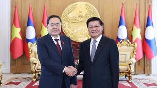 Thắt chặt hơn nữa quan hệ gắn bó keo sơn hai nước Việt Nam - Lào