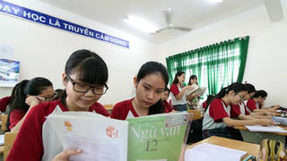 Mùa tựu trường, bình về những điểm 10 môn Văn