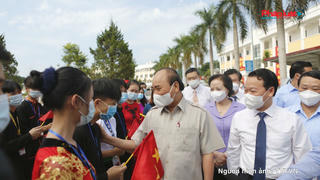 Yên Bái: Chủ tịch nước Nguyễn Xuân Phúc dự Lễ khai giảng trường THPT Dân tộc nội trú