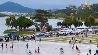 Ngành du lịch Việt Nam thu hơn 25.000 tỉ đồng trong 9 ngày Tết
