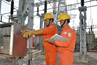 Lên phương án đảm bảo an toàn điện cho Lễ 30/4-1/5