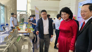 Triển lãm sản phẩm công nghệ phát triển bền vững miền Tây Nam Bộ