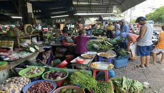 Không được đóng cửa chợ truyền thống, chợ đầu mối