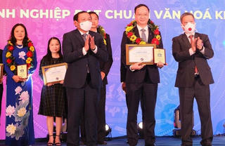 Vietcombank là "Doanh nghiệp đạt chuẩn văn hóa kinh doanh 2021"
