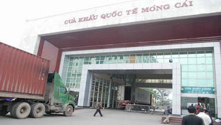 MỚI: Khôi phục thông quan Cửa khẩu Móng Cái, hàng nông sản được ưu tiên đi trước