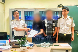 'Thót tim' hành trình về lại với chủ nhân của chiếc túi chứa hơn 1,2 tỷ đồng bị bỏ quên