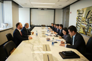 Boeing sẽ đầu tư phát triển chuỗi cung ứng phụ tùng, thiết bị hàng không tại Việt Nam