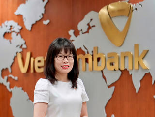 Vietcombank điều chỉnh phí để khuyến khích khách hàng chuyển đổi thẻ sang sản phẩm tối ưu hơn