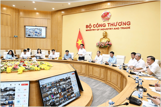 Khẩn trương niêm yết các thủ tục hành chính được phân cấp tại trụ sở UBND xã