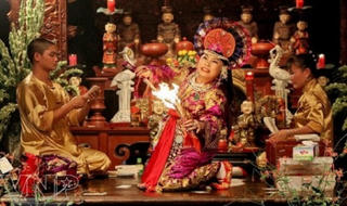 Thánh hiển, nhập hồn qua nghi lễ hầu đồng?