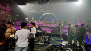 Khởi tố chủ quán bar Romance 