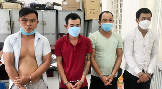 Đồng Nai: Bắt tạm giam 5 đối tượng vào trụ sở công an cướp xe máy tang vật