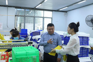 Găng tay cao su thiên nhiên Nam Long: Hơn một thập kỷ khẳng định chất lượng và niềm tin với hàng Việt