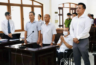 Hoãn phiên tòa xét xử vụ án xảy ra tại Tổng Công ty Tín Nghĩa