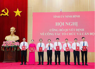 Ông Nguyễn Hoàng Anh được bổ nhiệm làm Trưởng ban Quản lý KKT và các KCN tỉnh Ninh Bình