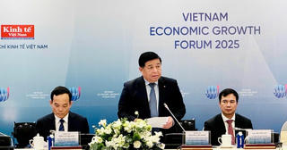 Phó Thủ tướng Nguyễn Chí Dũng luận bàn về giải pháp thúc đẩy tăng trưởng kinh tế cao và bền vững