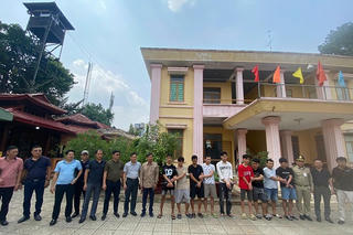 Lật tẩy ổ nhóm tội phạm dùng ‘ảnh nóng’ tống tiền hàng trăm tỷ đồng