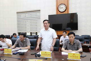 Hưng Yên họp bàn với Bộ Xây dựng về đầu tư bến cảng Diêm Điền đón tàu 200.000 tấn, tạo động lực phát triển kinh tế biển