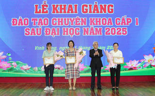 Trường Đại học Cửu Long khai giảng đào tạo chuyên khoa cấp 1 sau đại học
