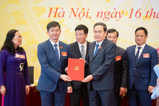 Văn phòng Quốc hội tiếp tục đổi mới mạnh mẽ với tư duy mới, chuyên sâu hơn
