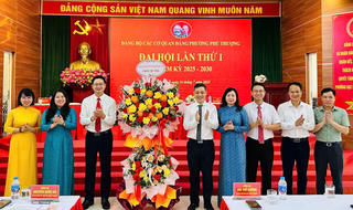 Phú Thượng xây dựng Đảng bộ vững mạnh toàn diện theo phương châm '4 tốt'