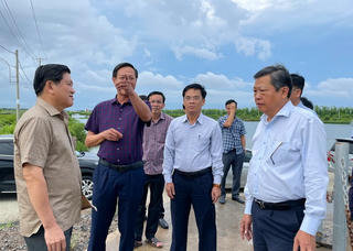 Cà Mau: Tháo gỡ vướng mắc, đẩy nhanh tiến độ Khu nông nghiệp ứng dụng công nghệ cao phát triển tôm