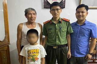 Quảng Trị: Kịp thời tìm kiếm, đưa cháu bé đi lạc trở về an toàn trong đêm