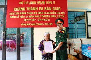 Bàn giao nhà tình nghĩa cho gia đình thương binh tại Quảng Ngãi