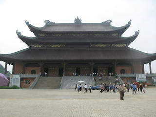  Ninh Bình: Hành trình từ tâm linh gắn với đô thị di sản