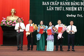 Kiện toàn tổ chức, nhân sự Đảng bộ UBND tỉnh Quảng Trị sau sáp nhập