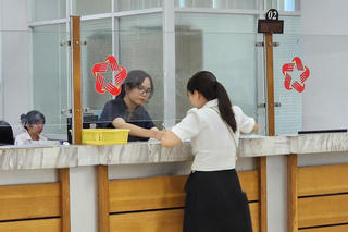 Dẹp nạn 'cò giấy tờ' tại một số Trung tâm hành chính công ở Đồng Nai