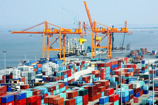 Hàng Việt bứt phá, xuất siêu kỷ lục sang EU