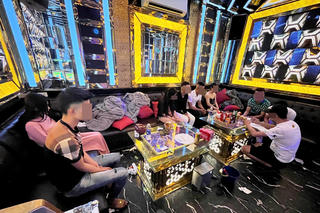 Liên tiếp triệt phá 'tiệc ma túy' trong các quán karaoke tại Đà Nẵng
