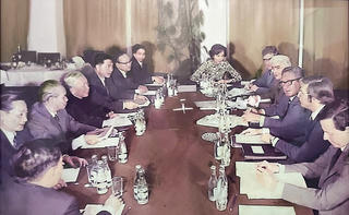 Ảnh tư liệu quý: Đồng chí Phan Hiền trong hoạt động ngoại giao