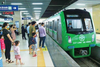 Người dân sẽ dùng 'vé ảo' trên điện thoại để đi tàu điện ở Hà Nội